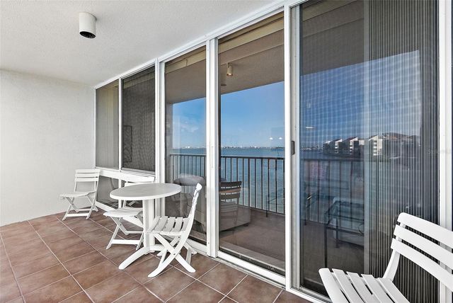 5281 ISLA KEY BOULEVARD S 207, St Petersburg, FL 33715