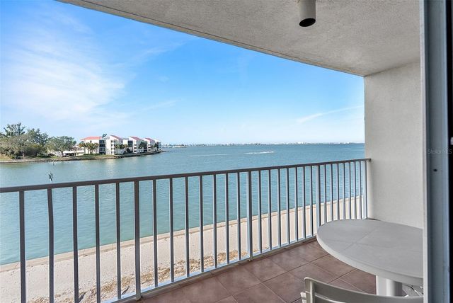 5281 ISLA KEY BOULEVARD S 207, St Petersburg, FL 33715