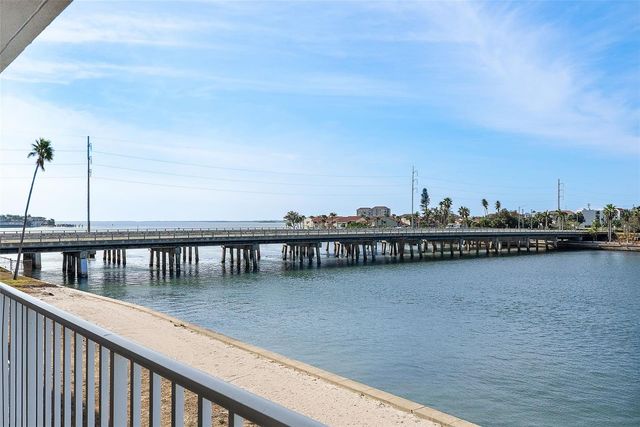 5281 ISLA KEY BOULEVARD S 207, St Petersburg, FL 33715