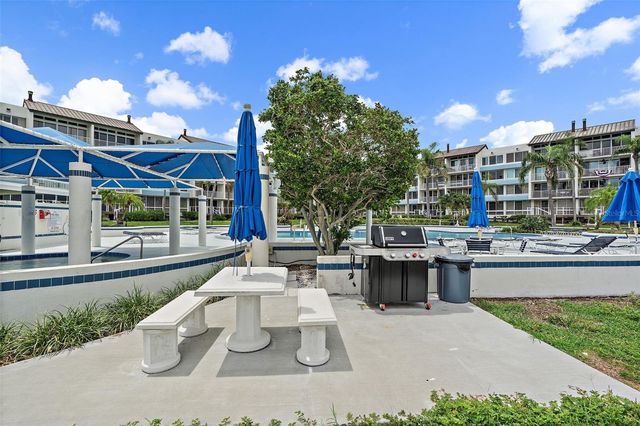 5281 ISLA KEY BOULEVARD S 207, St Petersburg, FL 33715