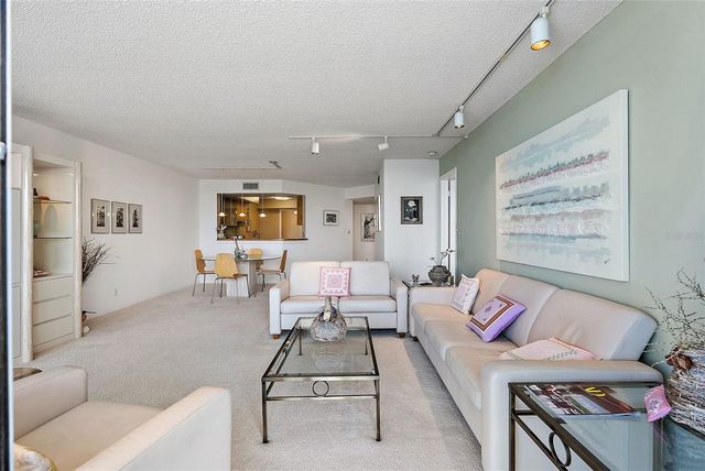 5281 ISLA KEY BOULEVARD S 207, St Petersburg, FL 33715