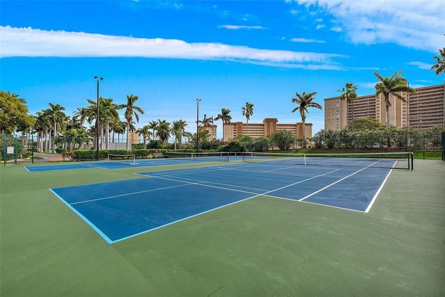 5281 ISLA KEY BOULEVARD S 207, St Petersburg, FL 33715