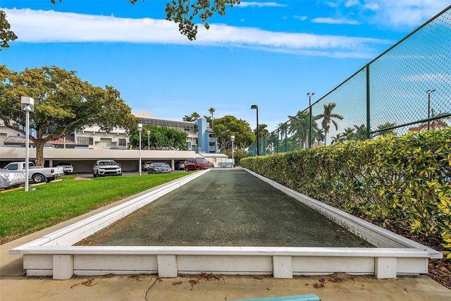 5281 ISLA KEY BOULEVARD S 207, St Petersburg, FL 33715