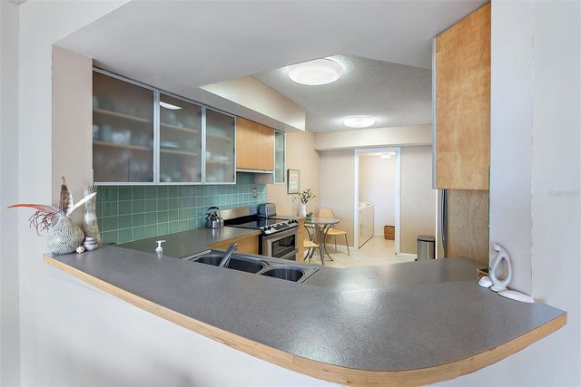 5281 ISLA KEY BOULEVARD S 207, St Petersburg, FL 33715