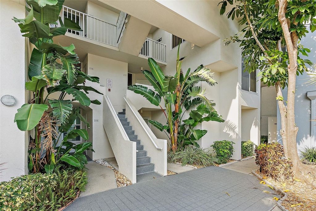 5281 ISLA KEY BOULEVARD S 207, St Petersburg, FL 33715