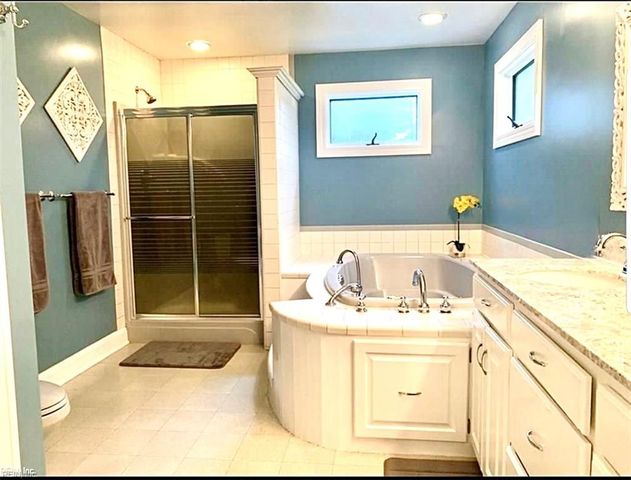 105 Wynnwood DR, Franklin, VA 23851