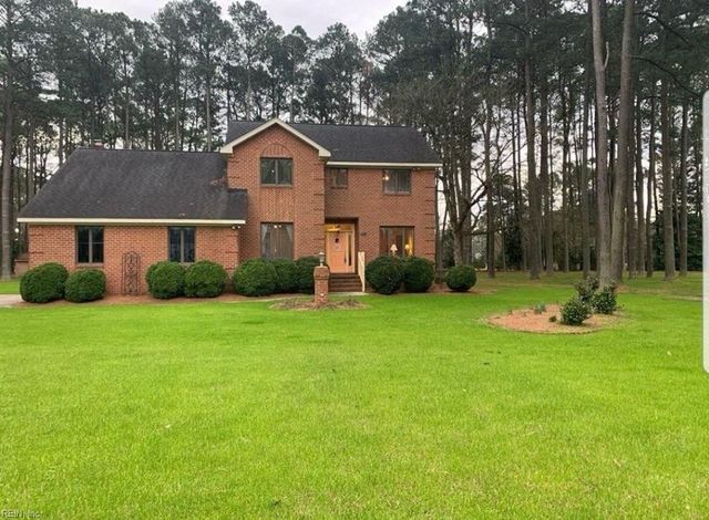 105 Wynnwood DR, Franklin, VA 23851