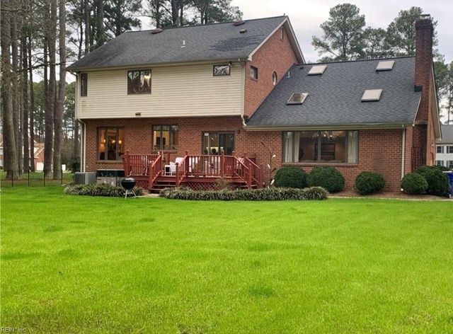 105 Wynnwood DR, Franklin, VA 23851