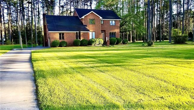 105 Wynnwood DR, Franklin, VA 23851