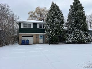 274 Cindy Drive, Amherst, NY 14221