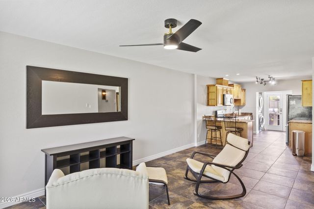 7141 N 16TH Street 7, Phoenix, AZ 85020