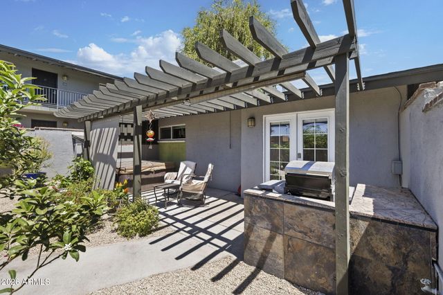 7141 N 16TH Street 7, Phoenix, AZ 85020