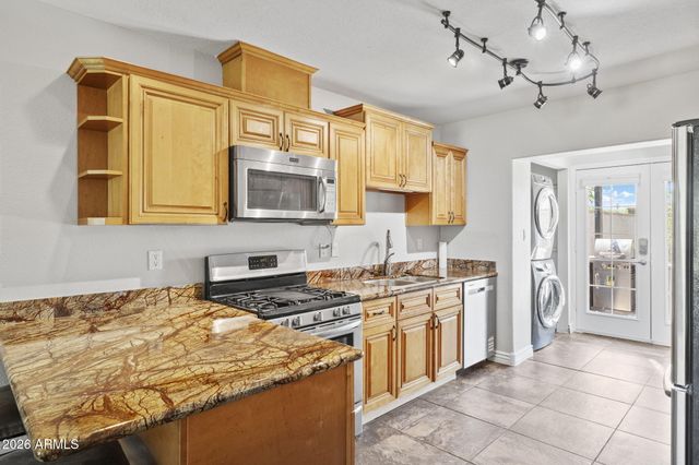 7141 N 16TH Street 7, Phoenix, AZ 85020