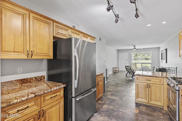 7141 N 16TH Street 7, Phoenix, AZ 85020