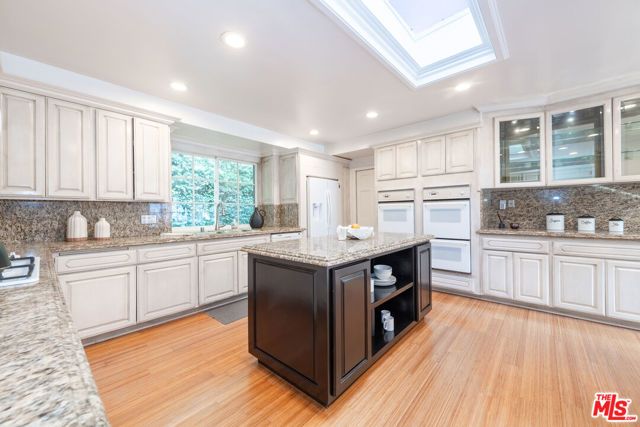 1148 COLDWATER CANYON Drive, Beverly Hills, CA 90210