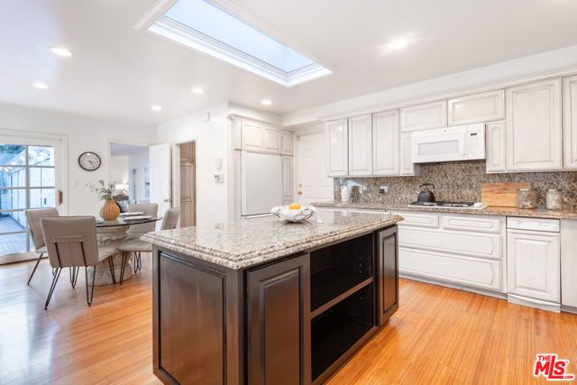 1148 COLDWATER CANYON Drive, Beverly Hills, CA 90210