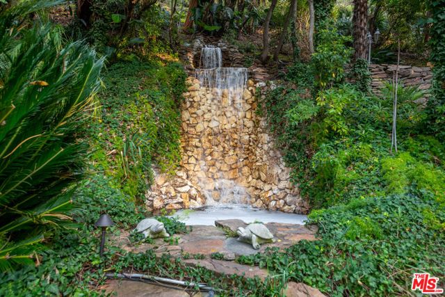 1148 COLDWATER CANYON Drive, Beverly Hills, CA 90210