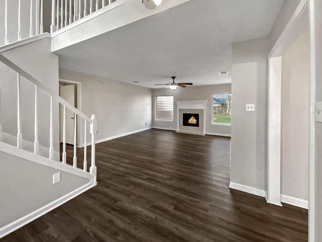 706 S Diamondhead Boulevard, Crosby, TX 77532