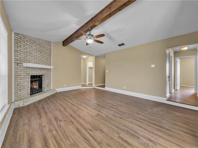 5705 Crest Pebble Dr, Corpus Christi, TX 78415