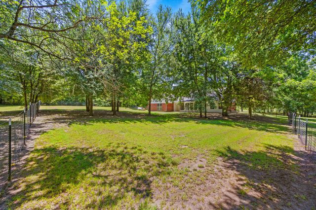 1838 County Road 657, Farmersville, TX 75442