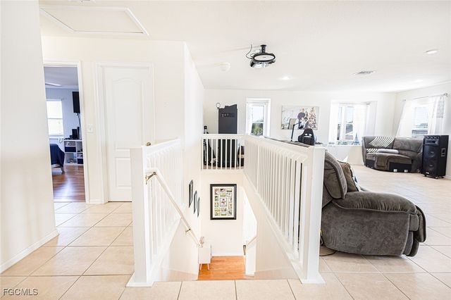 2816 NE 6th PL, Cape Coral, FL 33909