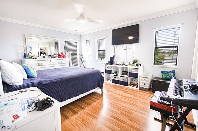 2816 NE 6th PL, Cape Coral, FL 33909