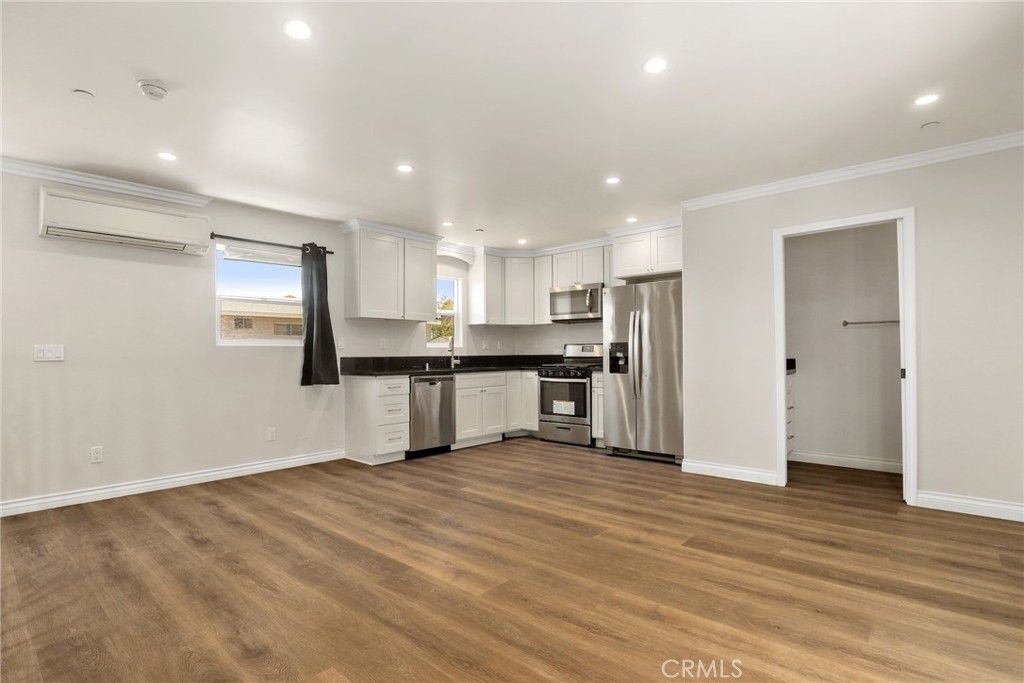 Image 4 of property listing at 26004 Marjan, Harbor City, CA 90710