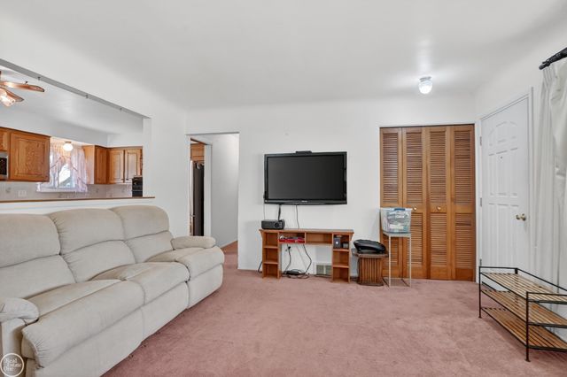 27250 Haverhill Drive, Warren, MI 48092