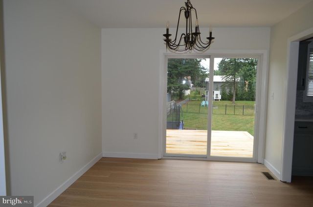 904 NIXON DR, Mechanicsburg, PA 17055