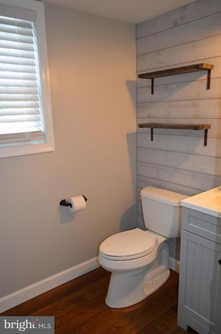 904 NIXON DR, Mechanicsburg, PA 17055