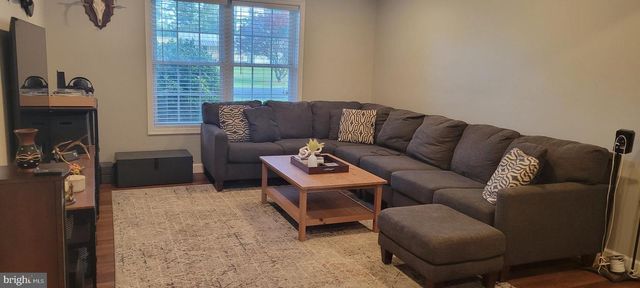 904 NIXON DR, Mechanicsburg, PA 17055