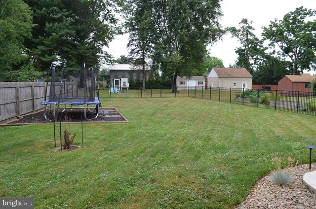 904 NIXON DR, Mechanicsburg, PA 17055