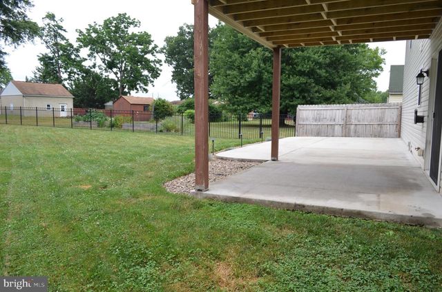 904 NIXON DR, Mechanicsburg, PA 17055