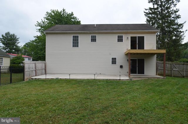 904 NIXON DR, Mechanicsburg, PA 17055