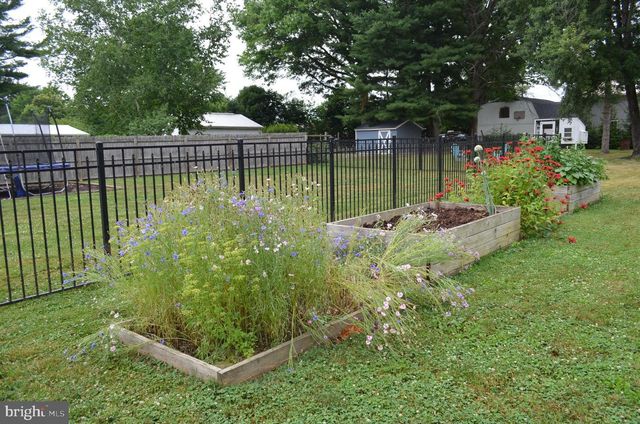 904 NIXON DR, Mechanicsburg, PA 17055