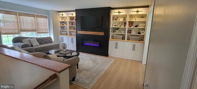 904 NIXON DR, Mechanicsburg, PA 17055