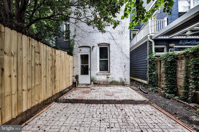 1528 E ST SE, Washington, DC 20003