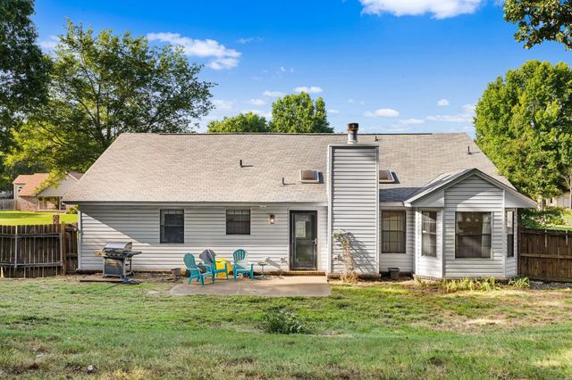 17 Sunset Lane, Cabot, AR 72023