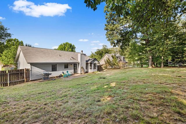 17 Sunset Lane, Cabot, AR 72023