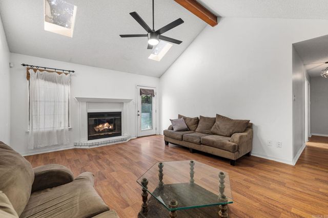 17 Sunset Lane, Cabot, AR 72023
