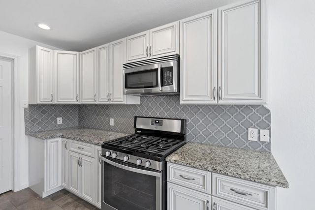 1519 Gatlinburg DR, Pflugerville, TX 78660