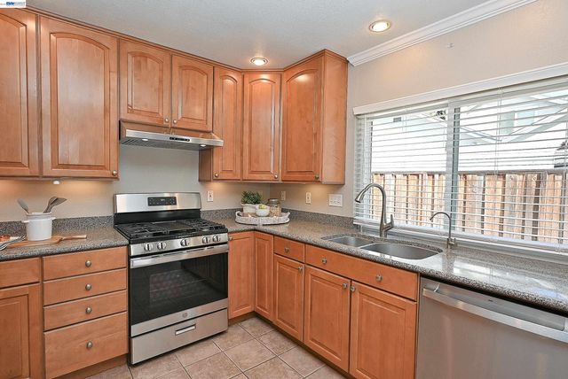 481 Egret Road, Livermore, CA 94551