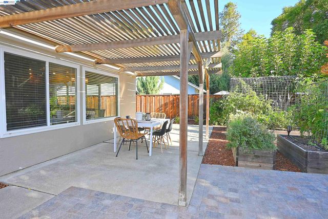 481 Egret Road, Livermore, CA 94551
