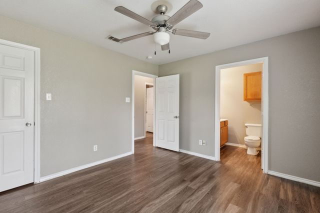 806 E College Street, Terrell, TX 75160