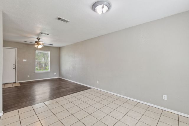 806 E College Street, Terrell, TX 75160