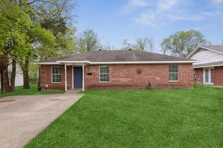 806 E College Street, Terrell, TX 75160
