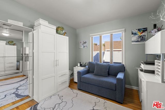 6040 W 76th Place, Los Angeles, CA 90045