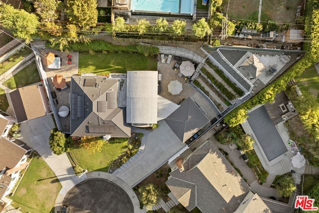 6040 W 76th Place, Los Angeles, CA 90045
