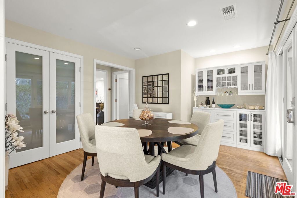 Image 27 of property listing at 6040 W 76th Place, Los Angeles, CA 90045