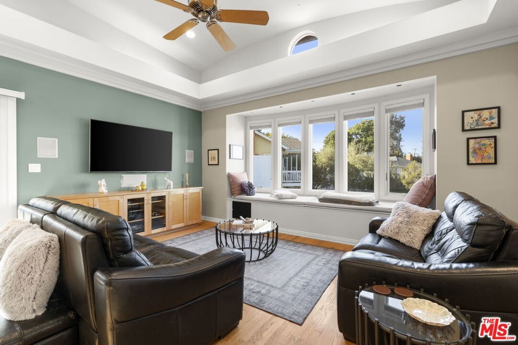 Image 33 of property listing at 6040 W 76th Place, Los Angeles, CA 90045